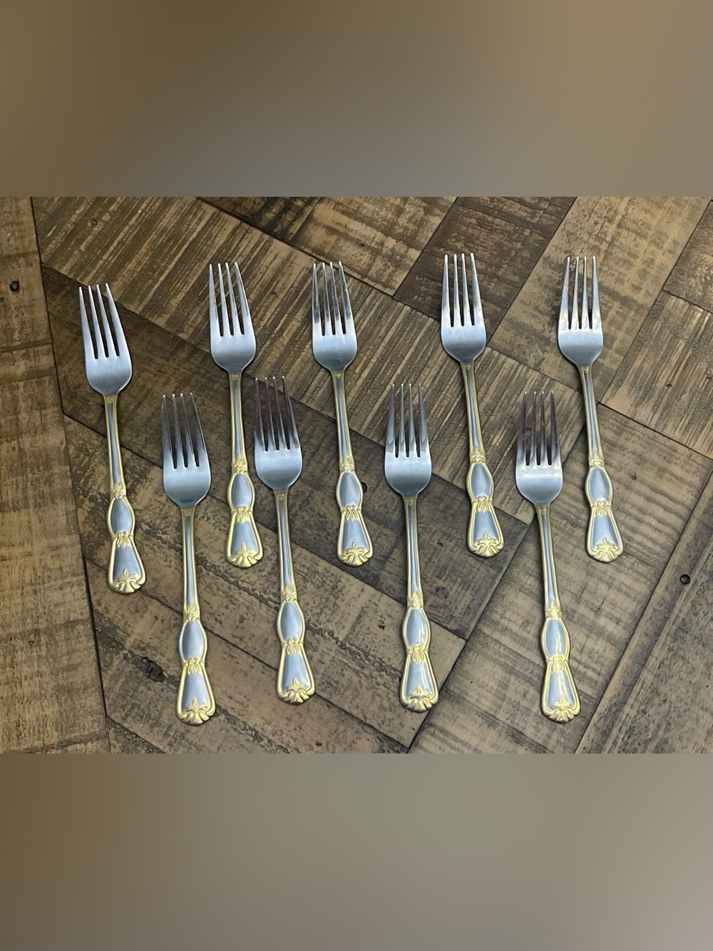 Cooks by JCPenney CKJ6 pattern featuring stainless steel- gold accents set of 9